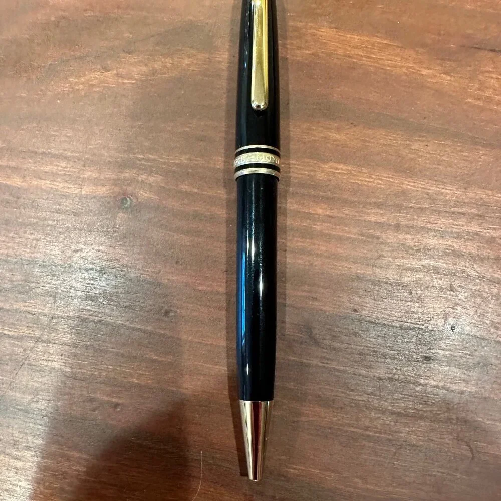 BRAND NEW Mont Blanc Meisterstuck Classique Ballpoint Pen with original box/case